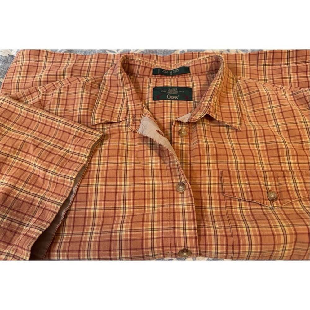 Vintage Orvis  Button Down Short Sleeve with a pocket, Men's Size XL, see pics